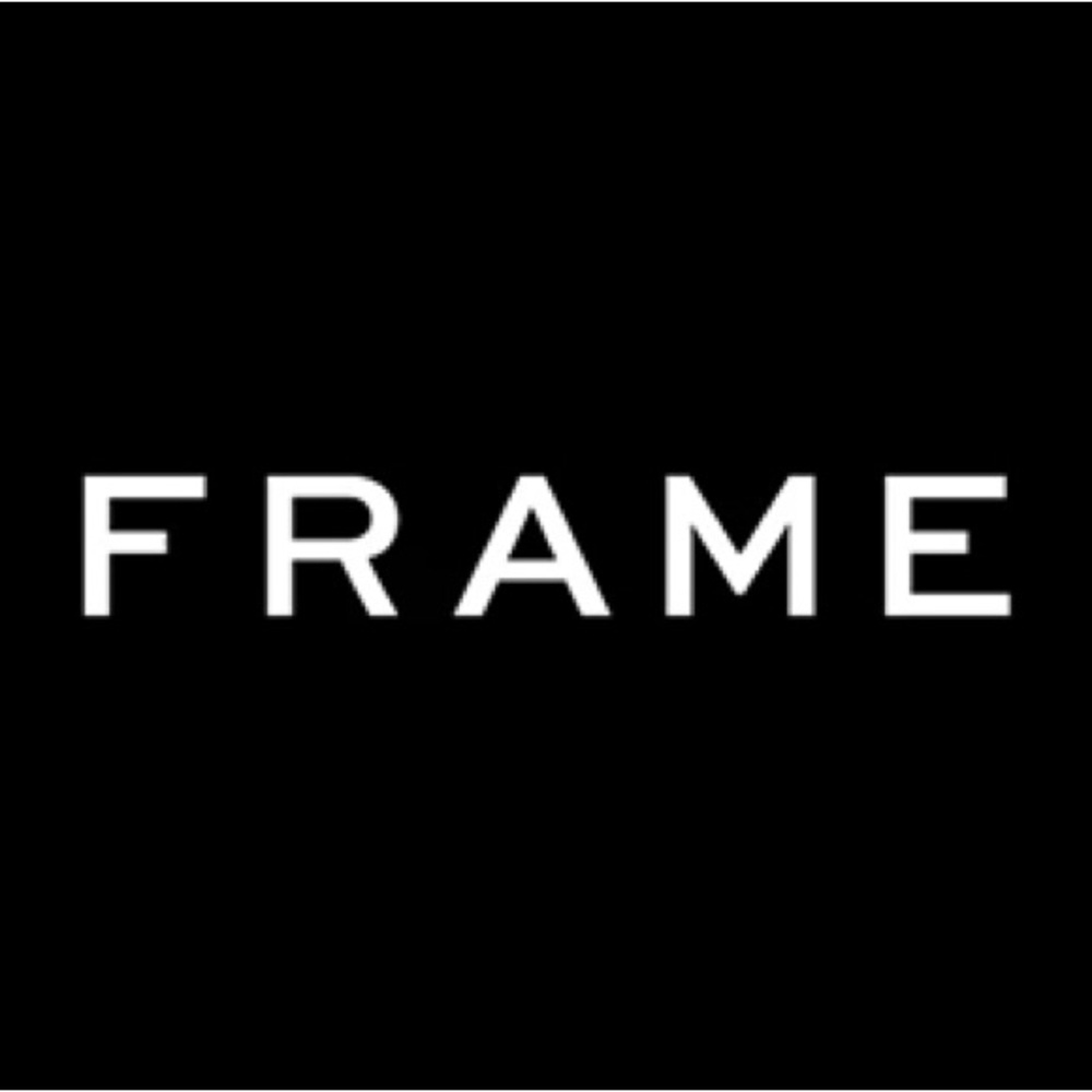 Frame clothing